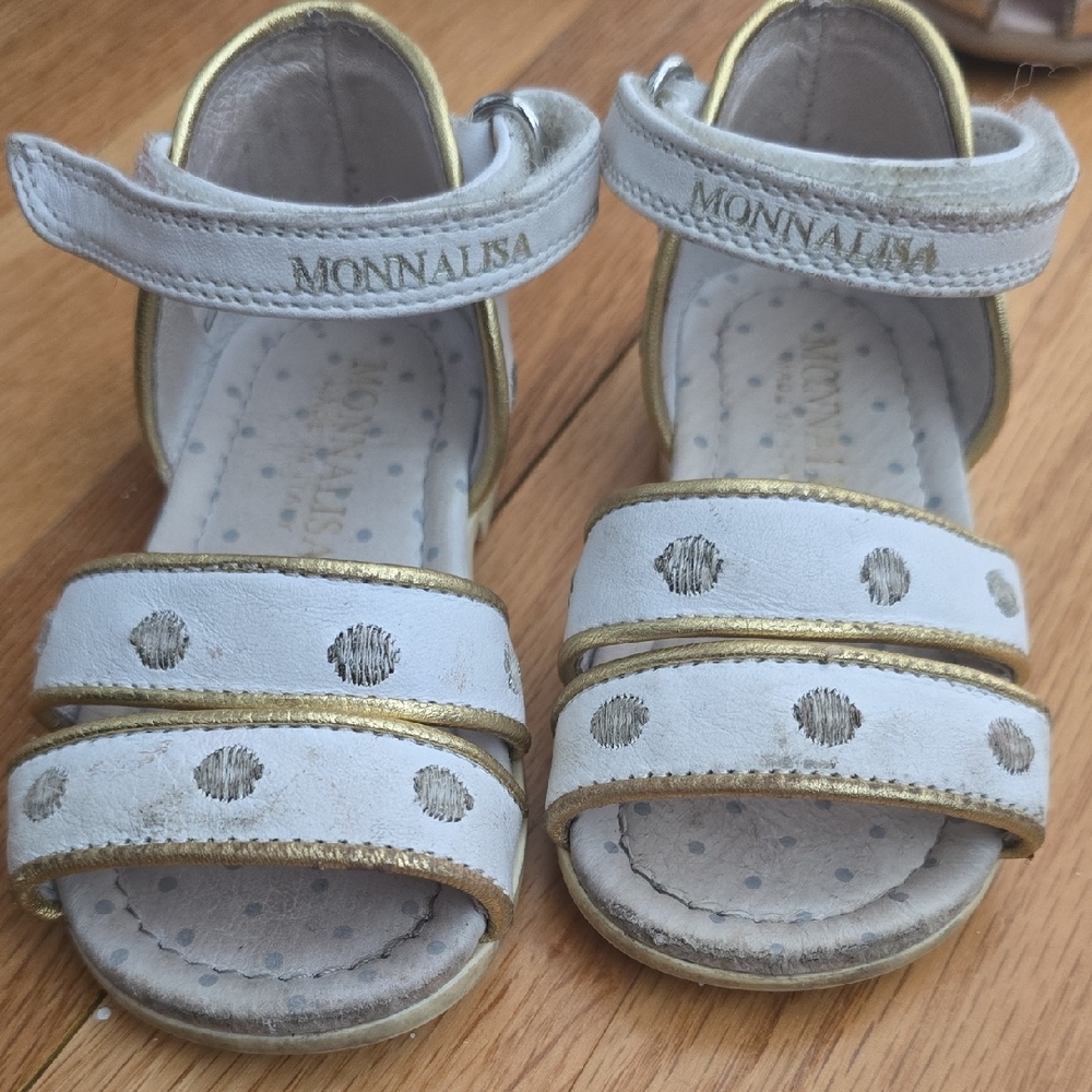 MonnaLisa Kids Sandals in Gold and Cream